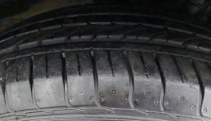 2018 Honda WR-V 1.2 i-VTEC VX MT, Petrol, Manual, 15,555 km, Left Front Tyre Tread