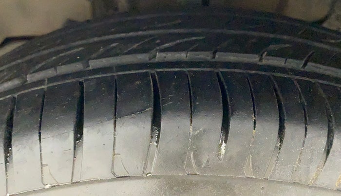 2017 Tata Tiago XZA PETROL, Petrol, Automatic, 84,513 km, Left Front Tyre Tread