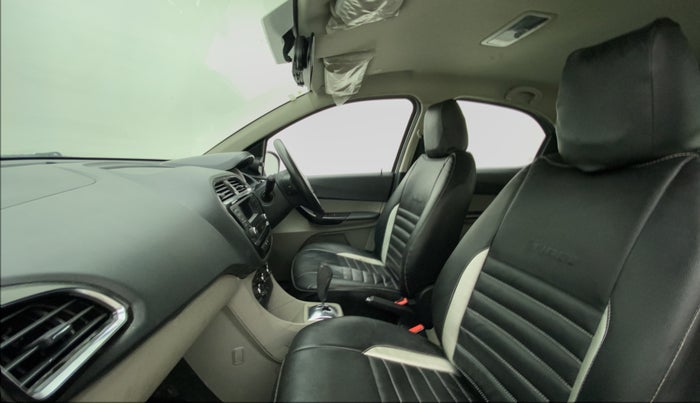 2017 Tata Tiago XZA PETROL, Petrol, Automatic, 84,513 km, Right Side Front Door Cabin