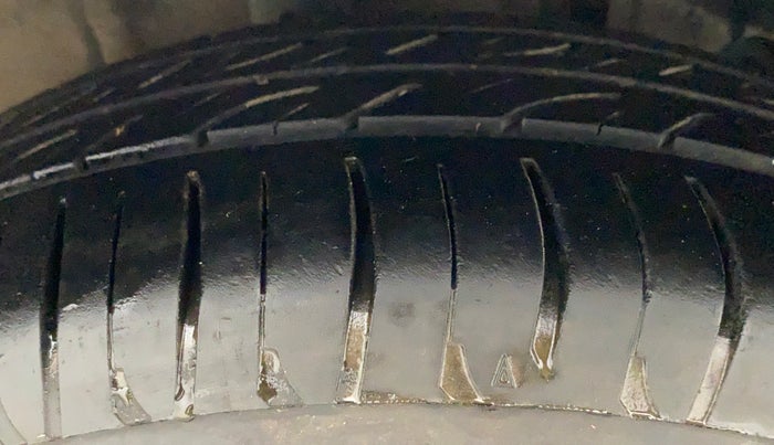 2017 Tata Tiago XZA PETROL, Petrol, Automatic, 84,513 km, Right Rear Tyre Tread