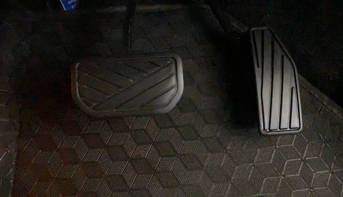 2021 Maruti Baleno ALPHA CVT PETROL 1.2, Petrol, Automatic, 30,052 km, Pedals