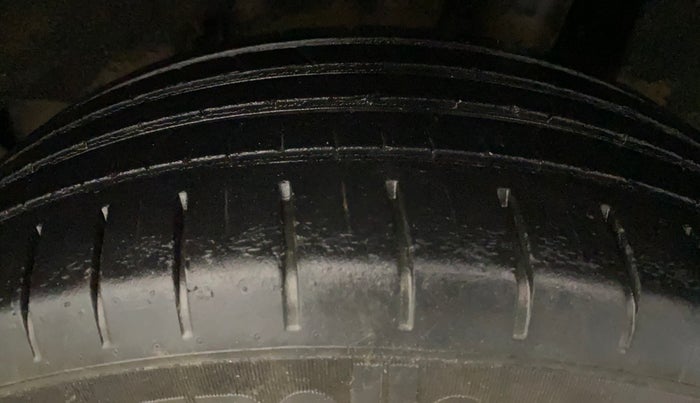 2021 Maruti Baleno ALPHA CVT PETROL 1.2, Petrol, Automatic, 30,052 km, Left Rear Tyre Tread