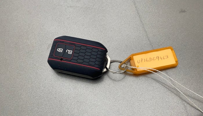 2021 Maruti Baleno ALPHA CVT PETROL 1.2, Petrol, Automatic, 30,052 km, Key Close Up