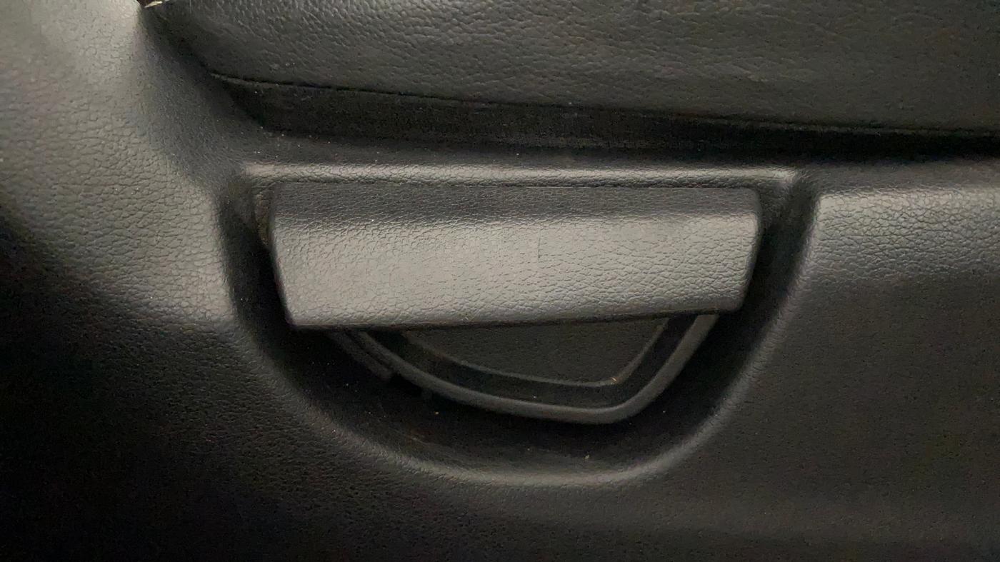 2019 Hyundai NEW SANTRO SPORTZ AMT, Petrol, Automatic, 62,884 km, Driver Side Adjustment Panel