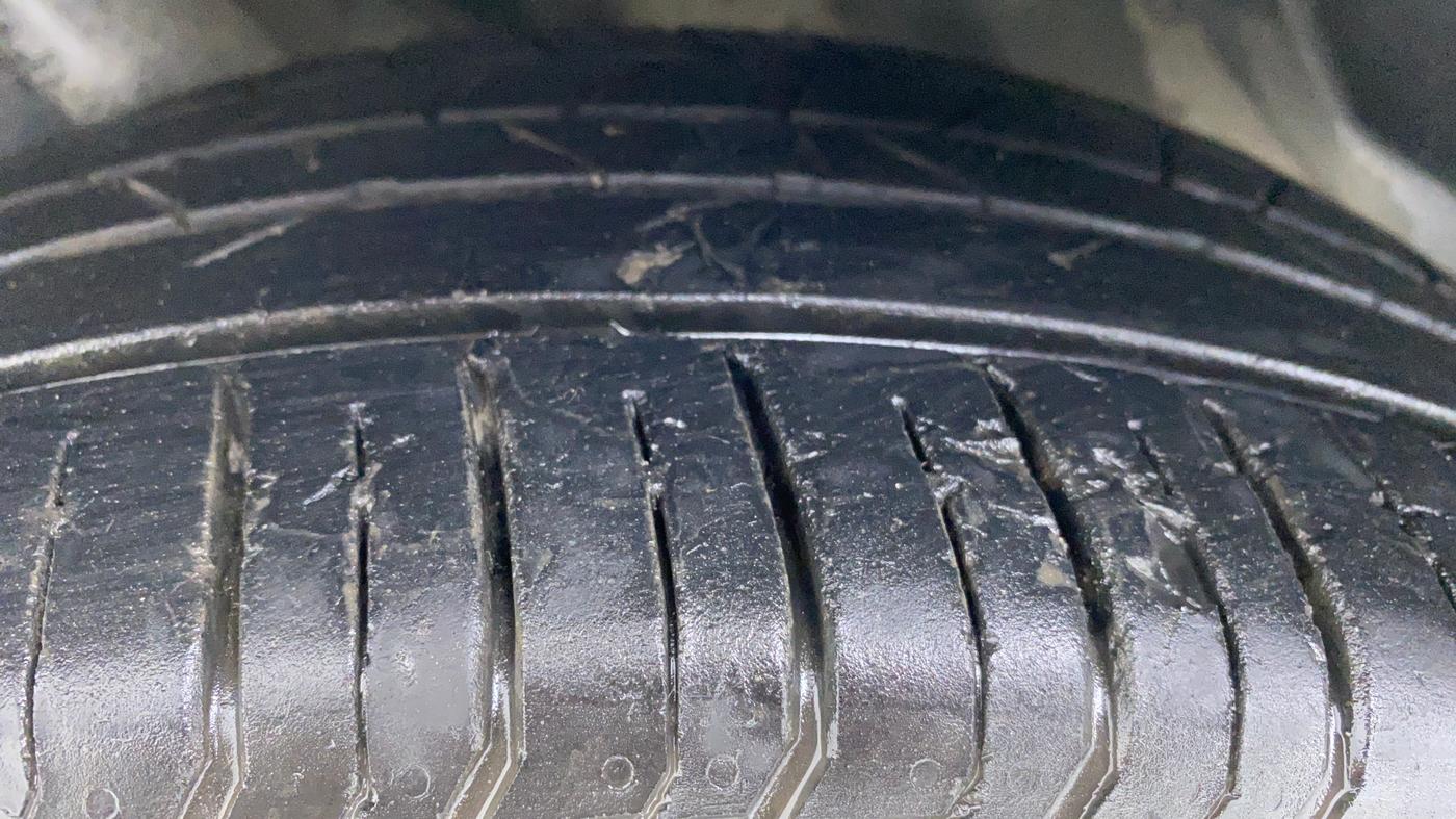 2018 Volkswagen Polo GT TSI 1.2 PETROL AT, Petrol, Automatic, 74,888 km, Left Rear Tyre Tread