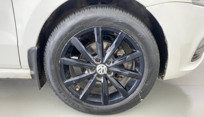 2018 Volkswagen Polo GT TSI 1.2 PETROL AT, Petrol, Automatic, 74,888 km, Right Front Wheel