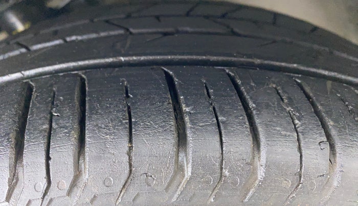 2018 Volkswagen Polo GT TSI 1.2 PETROL AT, Petrol, Automatic, 74,888 km, Right Front Tyre Tread