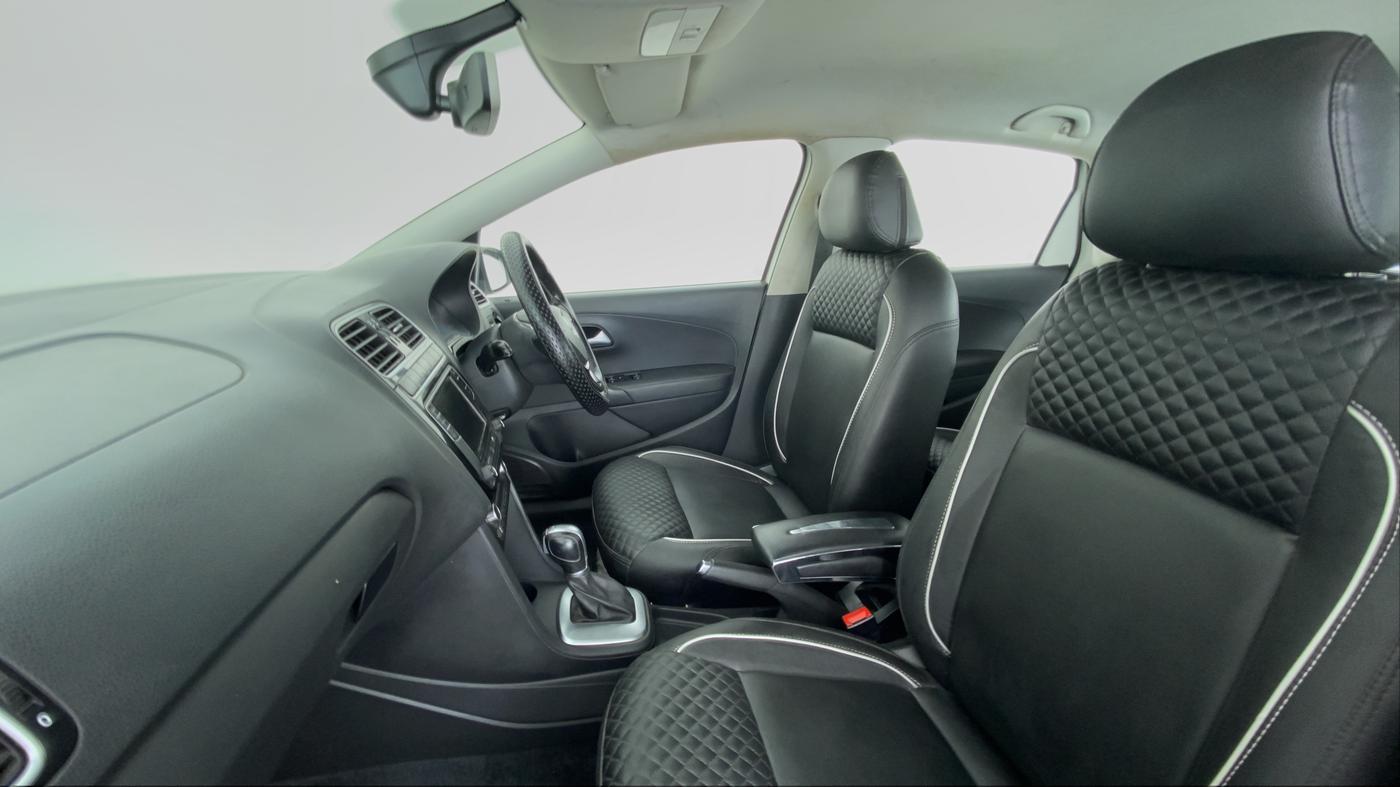 2018 Volkswagen Polo GT TSI 1.2 PETROL AT, Petrol, Automatic, 74,888 km, Right Side Front Door Cabin