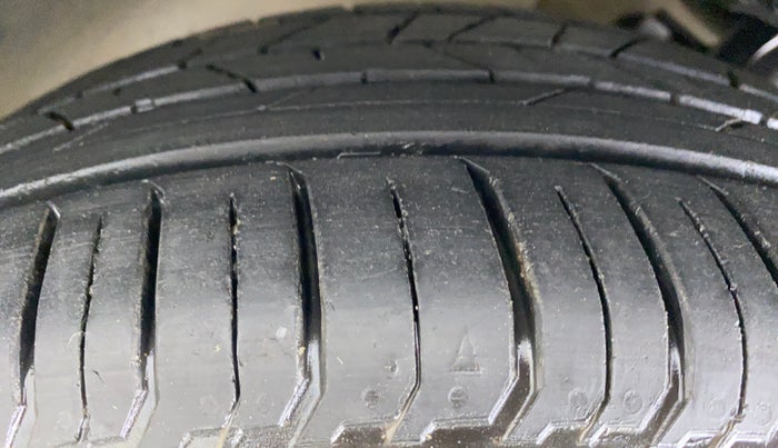 2018 Volkswagen Polo GT TSI 1.2 PETROL AT, Petrol, Automatic, 74,888 km, Left Front Tyre Tread