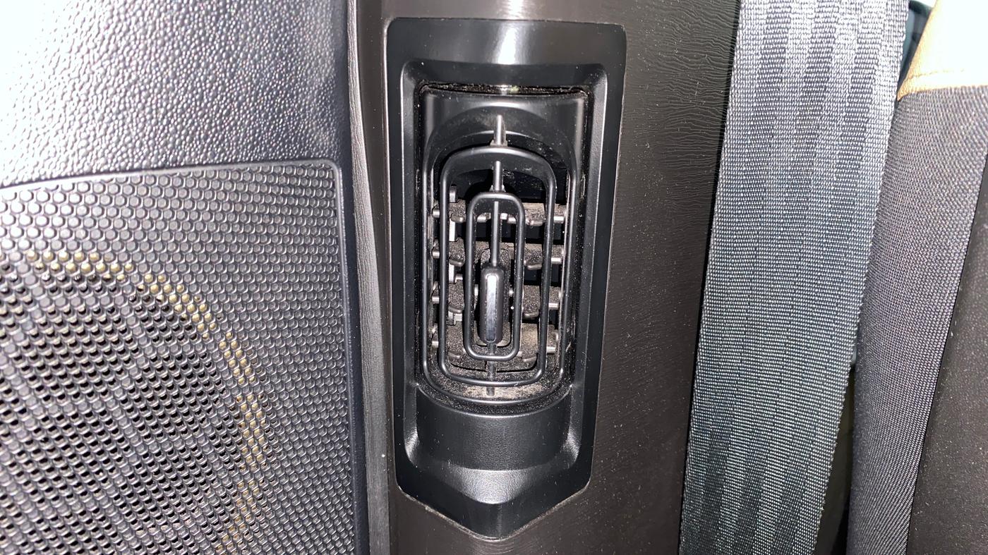 2018 Mahindra XUV500 W7 AT, Diesel, Automatic, 46,759 km, Rear AC Vents