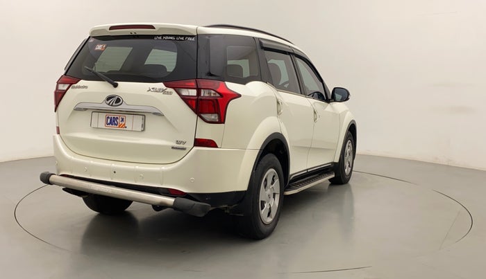2018 Mahindra XUV500 W7 AT, Diesel, Automatic, 46,759 km, Right Back Diagonal