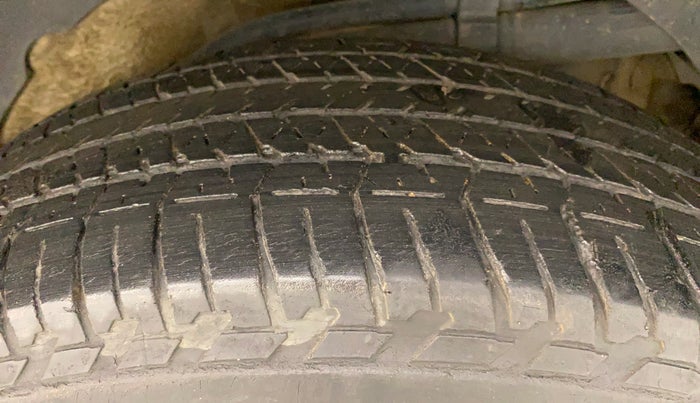 2018 Mahindra XUV500 W7 AT, Diesel, Automatic, 46,759 km, Left Rear Tyre Tread