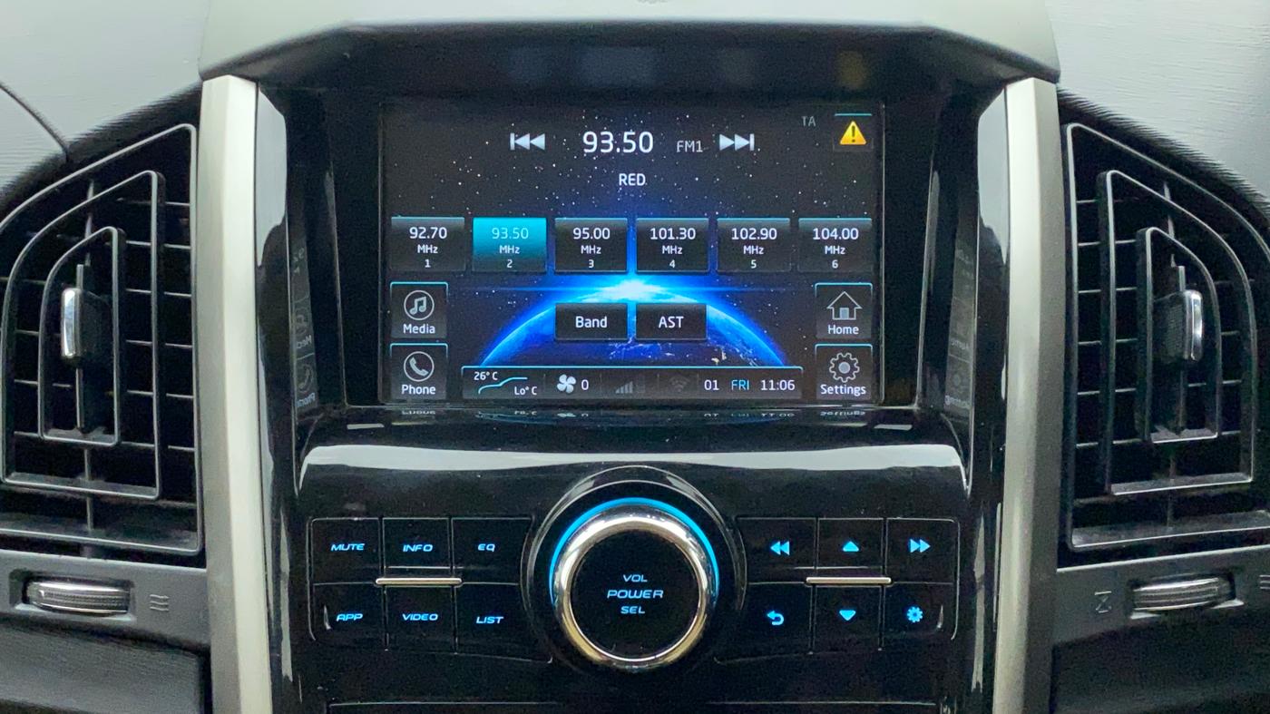 2018 Mahindra XUV500 W7 AT, Diesel, Automatic, 46,759 km, Infotainment System