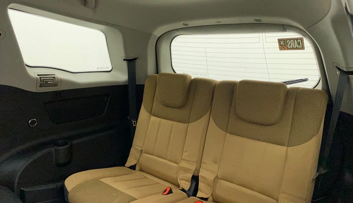 2018 Mahindra XUV500 W7 AT, Diesel, Automatic, 46,759 km, Third Seat Row ( optional )