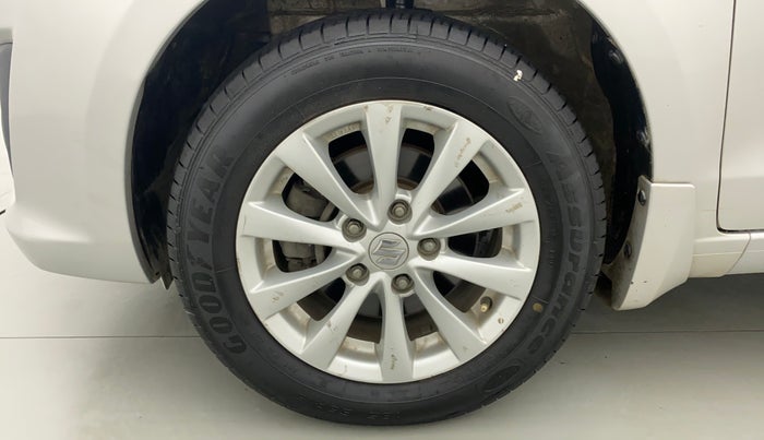 2014 Maruti Ertiga VXI CNG, CNG, Manual, 71,764 km, Left Front Wheel