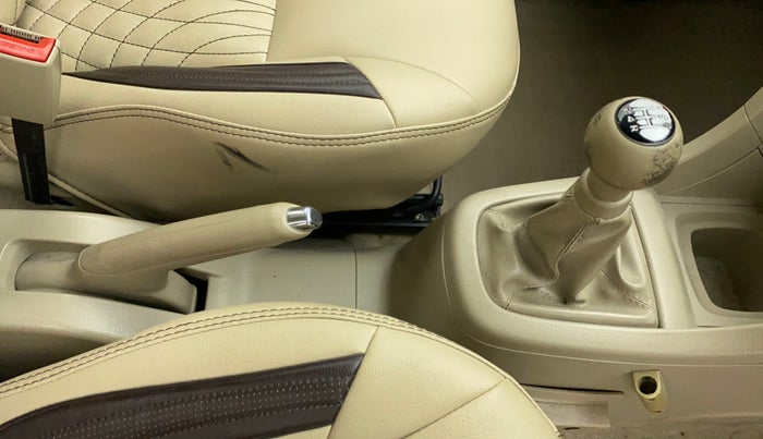 2014 Maruti Ertiga VXI CNG, CNG, Manual, 71,764 km, Gear Lever