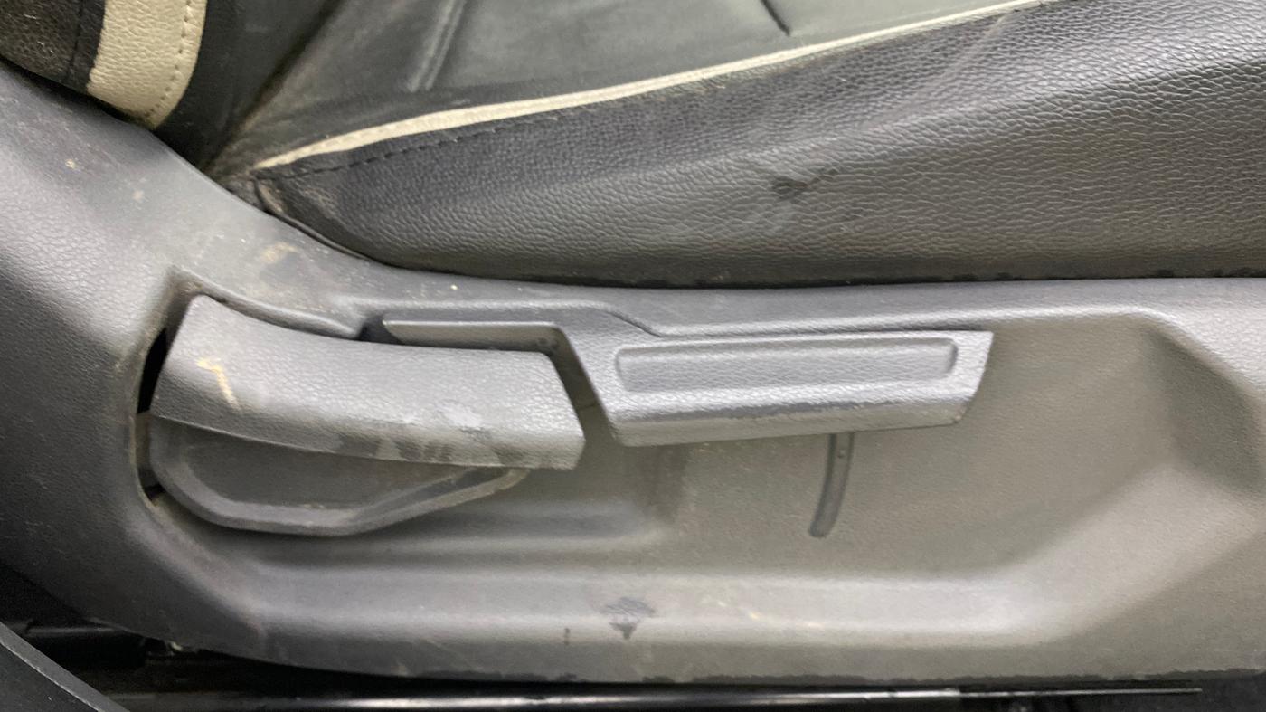 2019 Hyundai GRAND I10 NIOS MAGNA 1.2 KAPPA VTVT, Petrol, Manual, 20,631 km, Driver Side Adjustment Panel