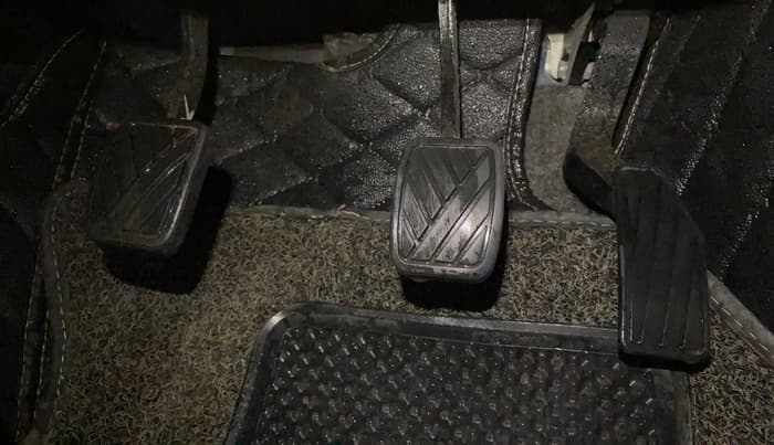 2018 Maruti Celerio VXI CNG, CNG, Manual, 32,025 km, Pedals