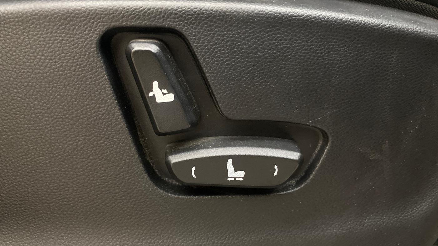 2019 MG HECTOR SHARP 1.5 DCT PETROL, Petrol, Automatic, 88,924 km, Driver Side Adjustment Panel