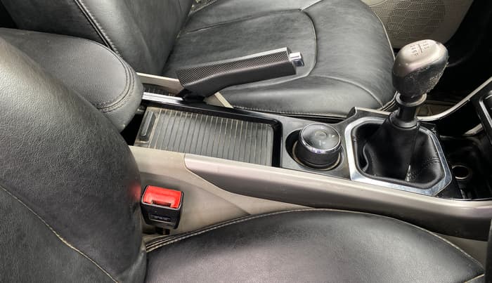 2019 Tata NEXON XZ PLUS PETROL, Petrol, Manual, 76,189 km, Gear Lever