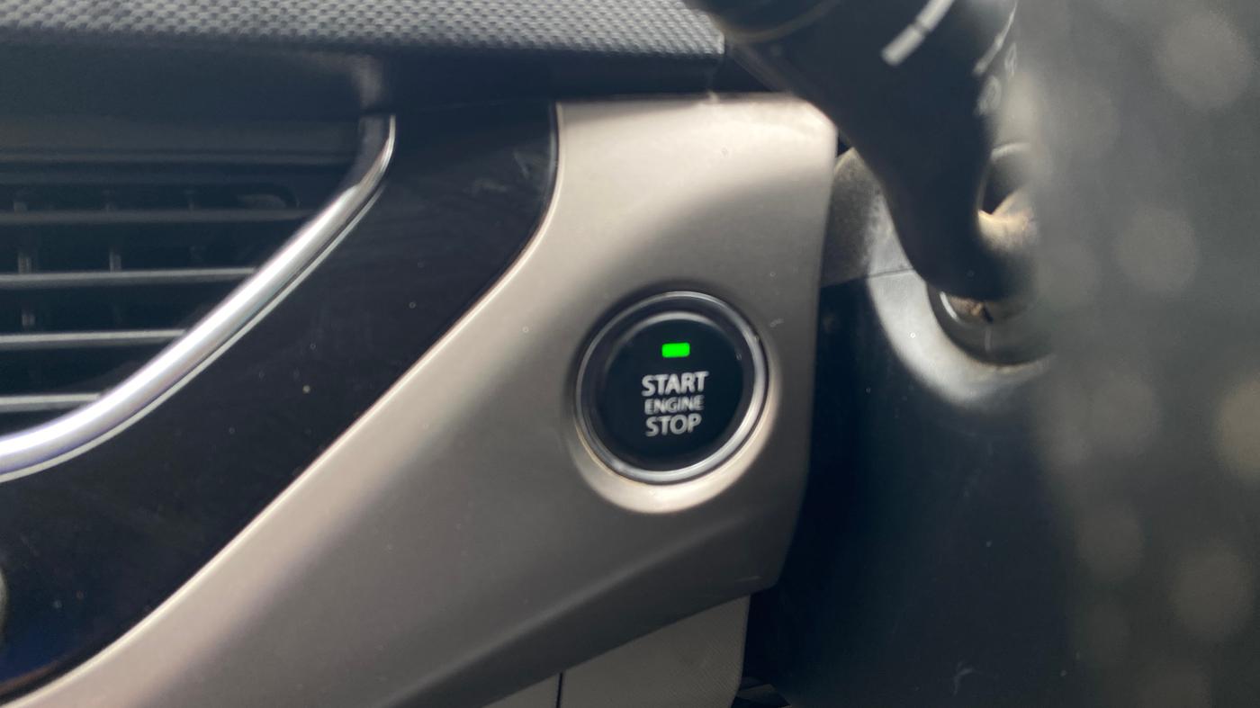 2019 Tata NEXON XZ PLUS PETROL, Petrol, Manual, 76,189 km, Keyless Start/ Stop Button