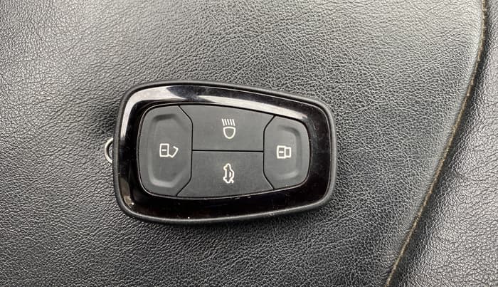 2019 Tata NEXON XZ PLUS PETROL, Petrol, Manual, 76,189 km, Key Close Up
