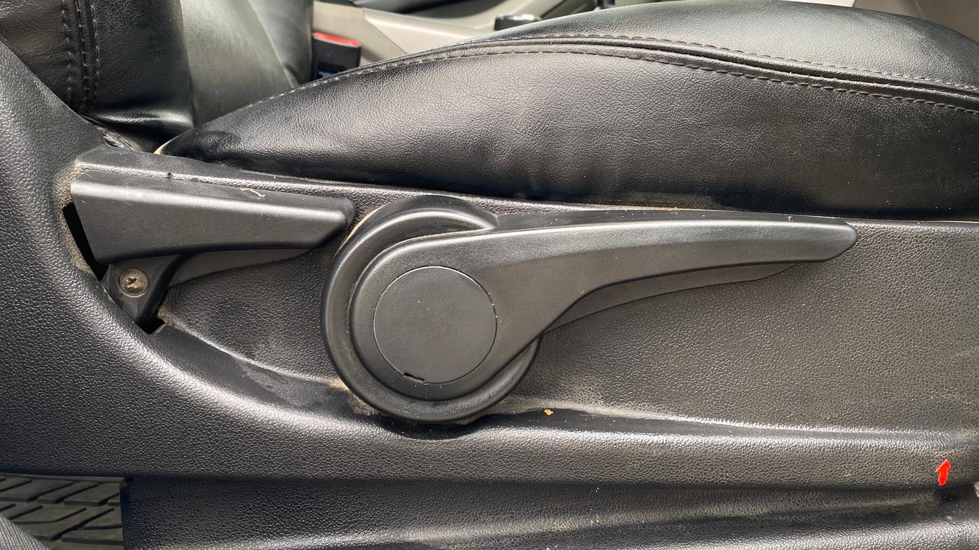 2019 Tata NEXON XZ PLUS PETROL, Petrol, Manual, 76,189 km, Driver Side Adjustment Panel