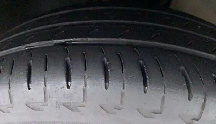 2019 Maruti IGNIS DELTA 1.2, Petrol, Manual, 30,287 km, Right Front Tyre Tread