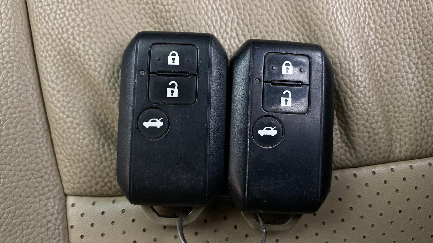 2018 Maruti Dzire ZXI PLUS AMT, Petrol, Automatic, 71,492 km, Key Close Up