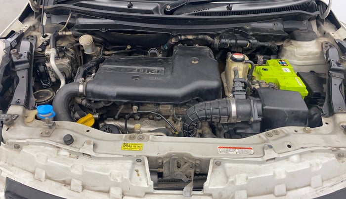 2016 Maruti Swift VDI, Diesel, Manual, 97,238 km, Engine View