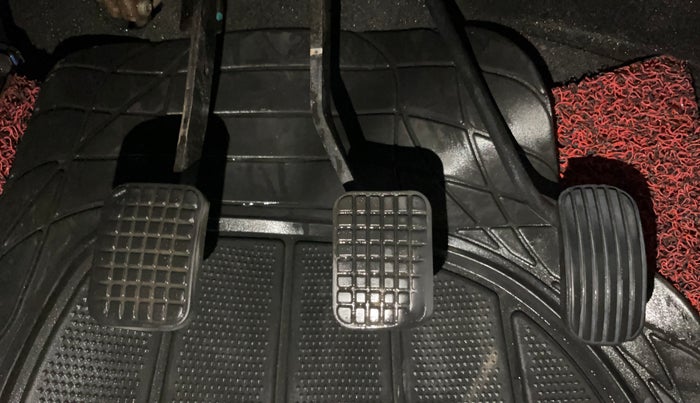 2018 Tata Tiago XT PETROL, Petrol, Manual, 80,851 km, Pedals