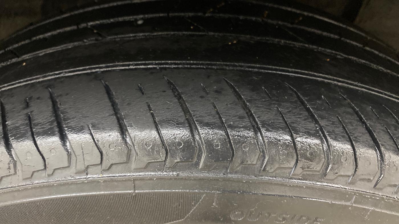 2022 Nissan MAGNITE XV MT, Petrol, Manual, 62,351 km, Left Rear Tyre Tread