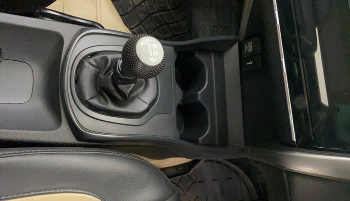 2019 Honda City 1.5L I-VTEC SV, Petrol, Manual, 46,954 km, Gear Lever