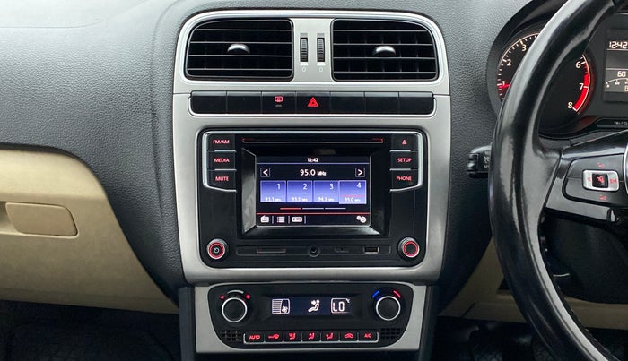 2017 Volkswagen Polo HIGHLINE1.2L PETROL, Petrol, Manual, 60,217 km, Air Conditioner