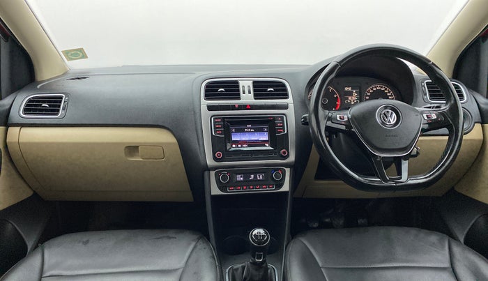 2017 Volkswagen Polo HIGHLINE1.2L PETROL, Petrol, Manual, 60,217 km, Dashboard