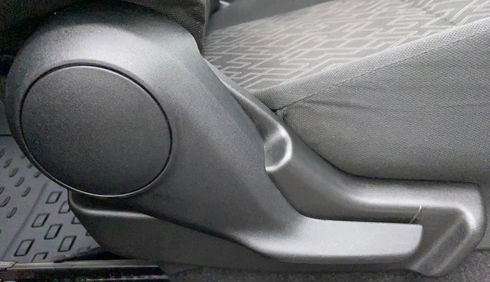 2021 Maruti IGNIS ZETA 1.2 AMT, Petrol, Automatic, 12,173 km, Driver Side Adjustment Panel