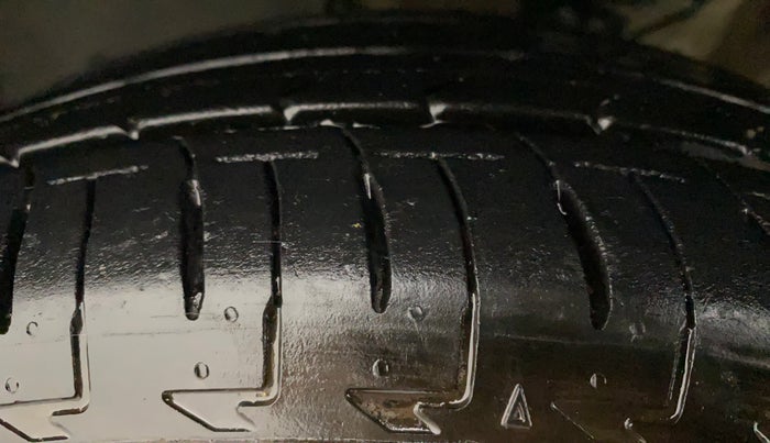 2021 Maruti IGNIS ZETA 1.2 AMT, Petrol, Automatic, 12,173 km, Left Front Tyre Tread