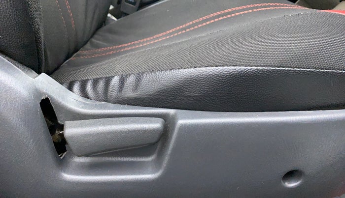 2017 Maruti Alto K10 VXI P, Petrol, Manual, 35,234 km, Driver Side Adjustment Panel