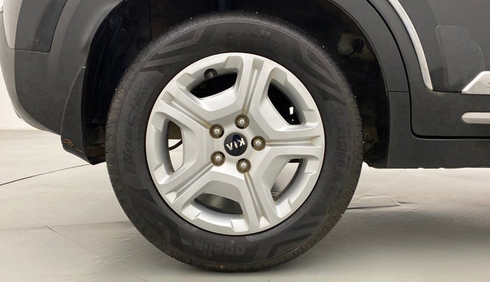 2020 KIA SONET HTX 1.0 IMT, Petrol, Manual, 10,339 km, Right Rear Wheel