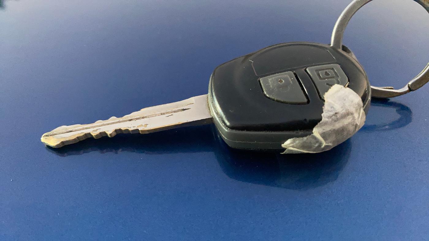 2012 Maruti Swift VXI, Petrol, Manual, 1,20,290 km, Key Close Up