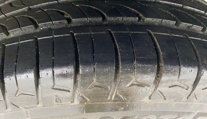 2015 Hyundai Grand i10 SPORTZ 1.2 KAPPA VTVT, Petrol, Manual, 69,663 km, Left Rear Tyre Tread