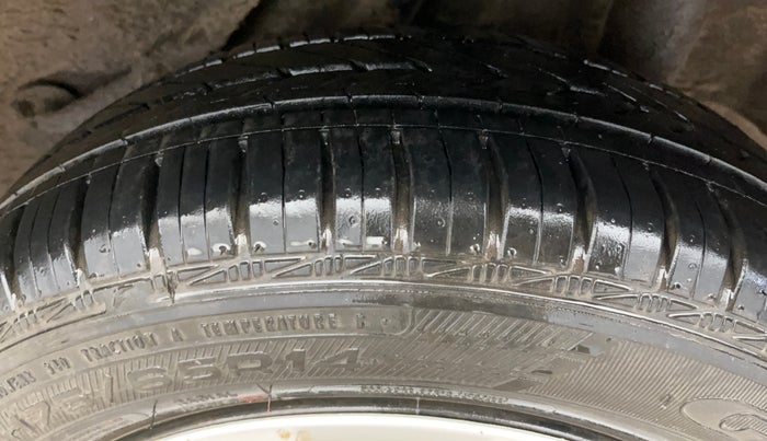 2016 Honda Amaze 1.2L I-VTEC S, Petrol, Manual, 36,037 km, Left Rear Tyre Tread