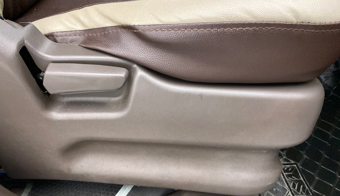 2012 Maruti Zen Estilo LXI, Petrol, Manual, 4,949 km, Driver Side Adjustment Panel