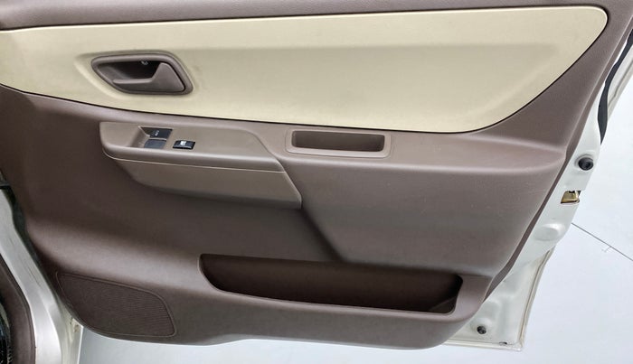 2012 Maruti Zen Estilo LXI, Petrol, Manual, 4,949 km, Driver Side Door Panels Control