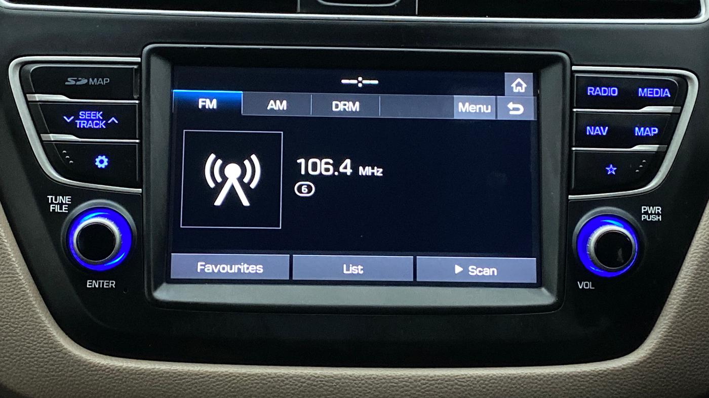 2019 Hyundai Elite i20 SPORTZ PLUS 1.2, Petrol, Manual, 30,683 km, Infotainment System