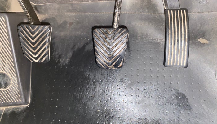 2014 Hyundai Verna FLUIDIC 1.4 CRDI CX, Diesel, Manual, 1,08,392 km, Pedals