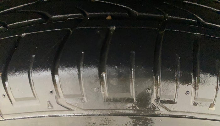 2016 Hyundai Creta SX PLUS AT 1.6 PETROL, Petrol, Automatic, 75,126 km, Left Rear Tyre Tread