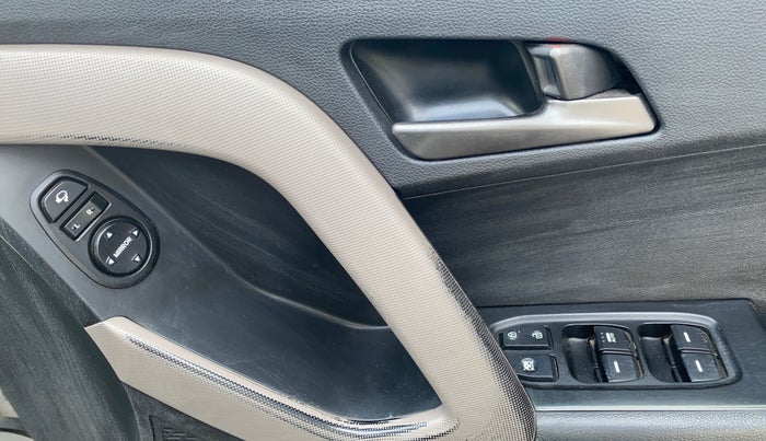 2016 Hyundai Creta SX PLUS AT 1.6 PETROL, Petrol, Automatic, 75,126 km, Driver Side Door Panels Control