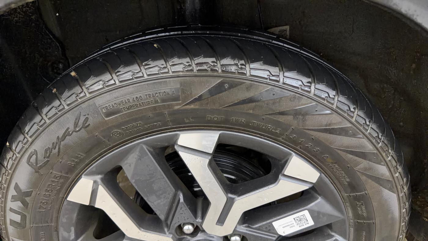 2023 Hyundai EXTER SX(O) CONNECT 1.2 AMT DUAL TONE, Petrol, Automatic, 13,620 km, Right Rear Tyre Tread
