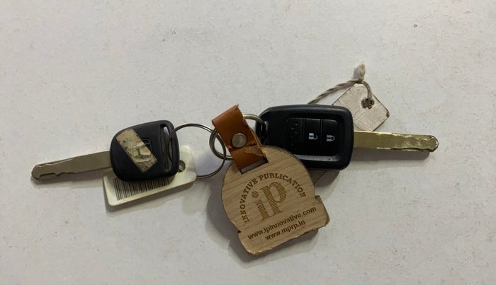 2018 Honda WR-V 1.2L I-VTEC VX MT, Petrol, Manual, 65,875 km, Key Close Up